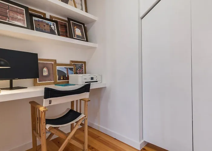 Apartment 1bdr With Ac And Terrace By Lovelystay *